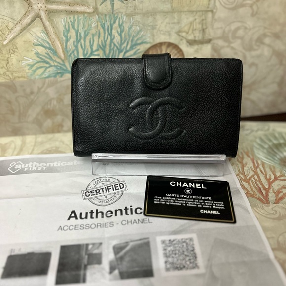 CHANEL Handbags - Chanel Black Caviar CC Bifold NEEDS TLC-7053443